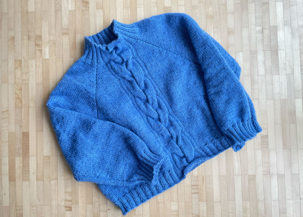 Brigitte's Blog - Busan Chunky Sweater von Aegyoknit mit Originalgarn von Gepard, Woolia und Isager, Silkmohair